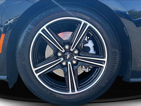 Used 2024 Ford Mustang Coupe RWD image 31