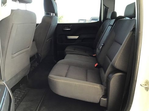 Used 2018 Chevrolet Silverado 1500 LT w/ All Star Edition image 43