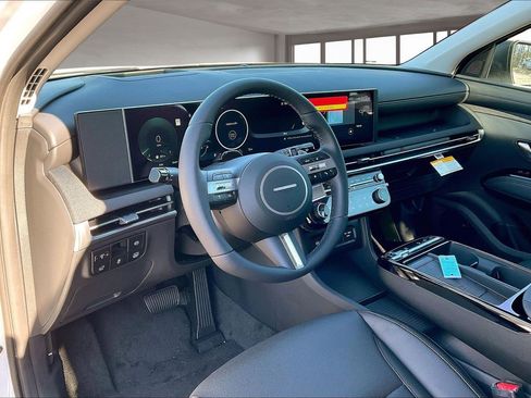 New 2026 Hyundai Tucson Limited image 7