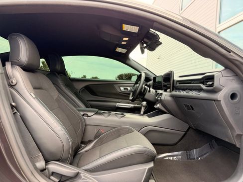 Used 2024 Ford Mustang GT RWD image 29