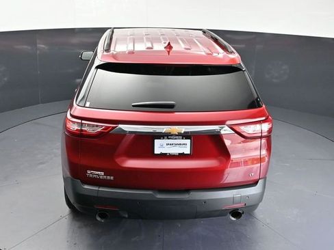 Used 2021 Chevrolet Traverse LT FWD image 34