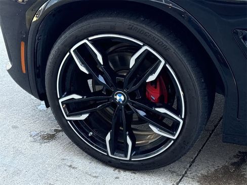 Used 2024 BMW X3 M40i w/ Premium Package image 9