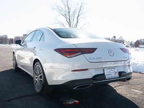 Used 2022 Mercedes-Benz CLA 250 4MATIC w/ Premium Package Lite image 5