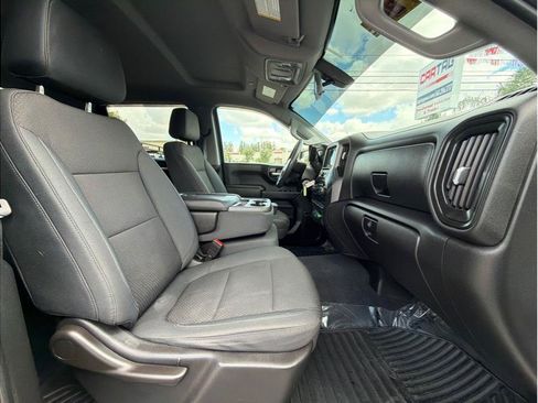 Used 2019 Chevrolet Silverado 1500 Custom Trail Boss w/ Custom Convenience Package AWD/4WD image 13