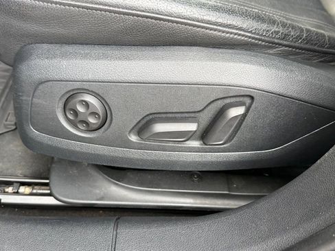 Used 2017 Audi A4 2.0T Premium Plus w/ Premium Plus Package image 28