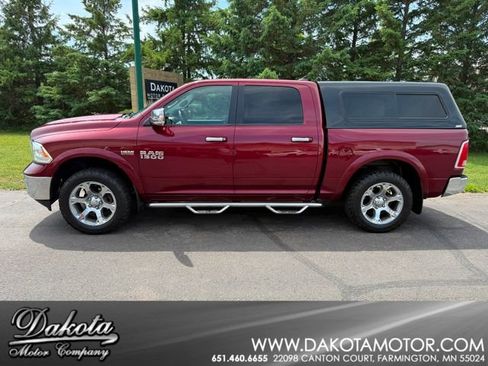 Used 2017 RAM 1500 Laramie w/ Convenience Group AWD/4WD image 1