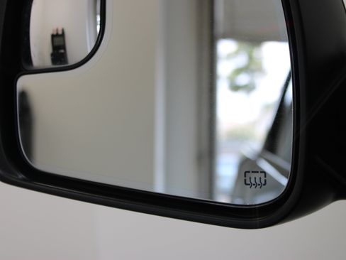 Used 2019 RAM 1500 Big Horn AWD/4WD image 24
