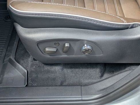 New 2026 GMC Acadia Denali Ultimate w/ LPO, Floor Liner Package FWD image 22