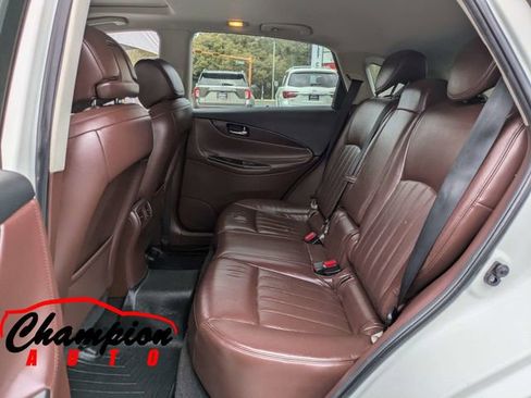 Used 2017 INFINITI QX50 AWD w/ Technology Package image 17