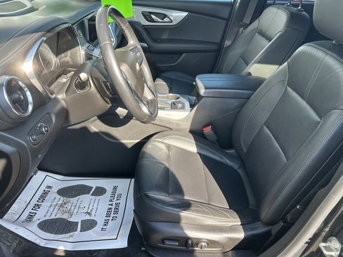 Used 2019 Chevrolet Blazer LT image 16