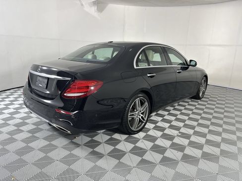 Used 2018 Mercedes-Benz E 300 image 8