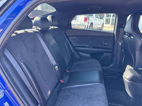 Used 2023 Hyundai Elantra N Base image 21