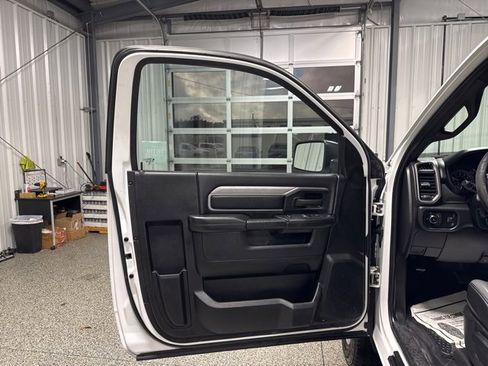 Used 2022 RAM 2500 Tradesman image 7