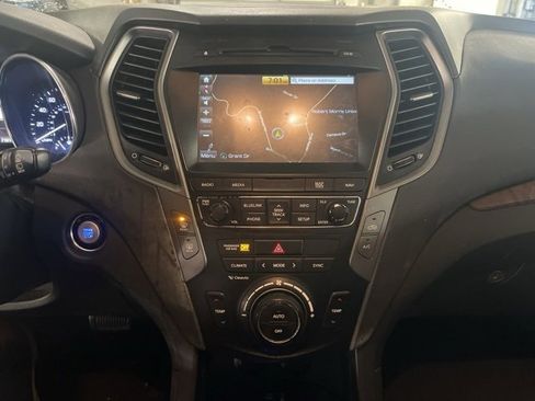 Used 2018 Hyundai Santa Fe Sport image 23