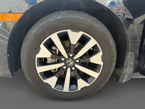Certified 2025 Honda Odyssey EX-L image 14