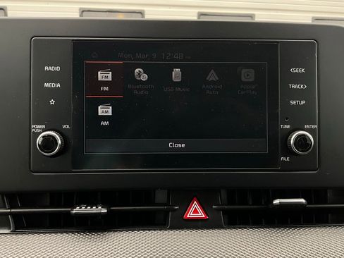 Used 2025 Kia Sportage LX image 28