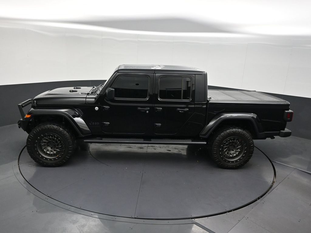 Used 2021 Jeep Gladiator Sport AWD/4WD image 16
