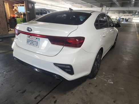 Used 2020 Kia Forte LXS FWD image 2