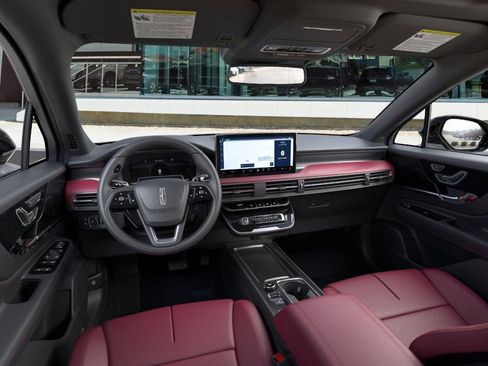 New 2026 Lincoln Corsair Grand Touring image 9