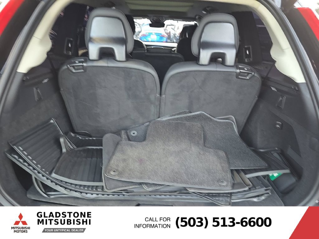 Used 2024 Volvo XC90 T8 Ultimate w/ Lounge Package AWD/4WD image 11