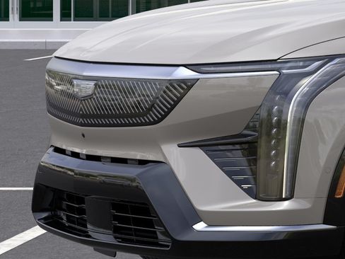 New 2027 Cadillac Optiq Luxury RWD image 13