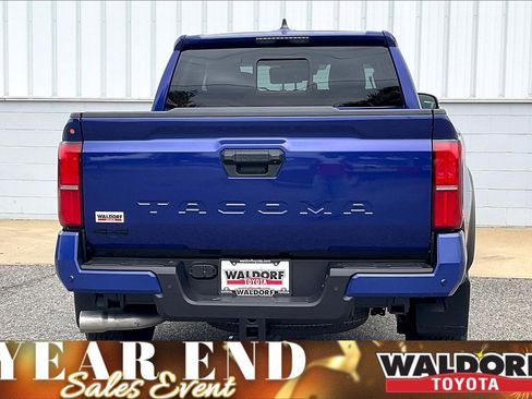 New 2025 Toyota Tacoma TRD Off-Road image 5