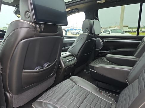 Used 2025 Cadillac Escalade V w/ LPO, Floor Liner Package AWD/4WD image 18