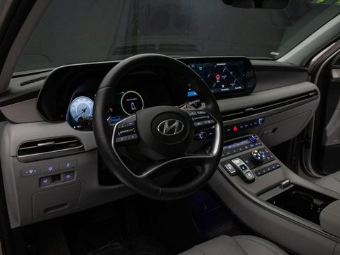 Used 2024 Hyundai Palisade SEL w/ Premium Package image 28