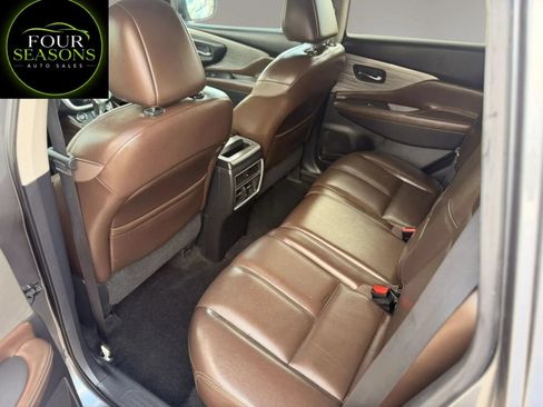 Used 2017 Nissan Murano SL w/ Cargo Package FWD image 7