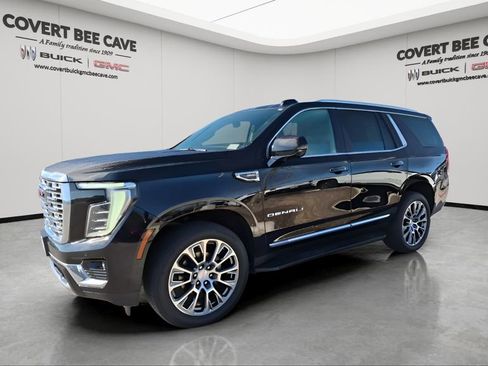 Certified 2025 GMC Yukon Denali image 3