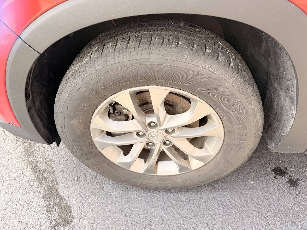 Used 2019 Hyundai Santa Fe SEL FWD image 30