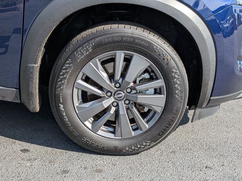 Used 2022 Nissan Pathfinder S image 15