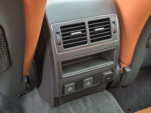 New 2026 Jaguar F-PACE R-Dynamic S image 24