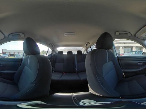 Used 2023 Nissan Sentra SV FWD image 41
