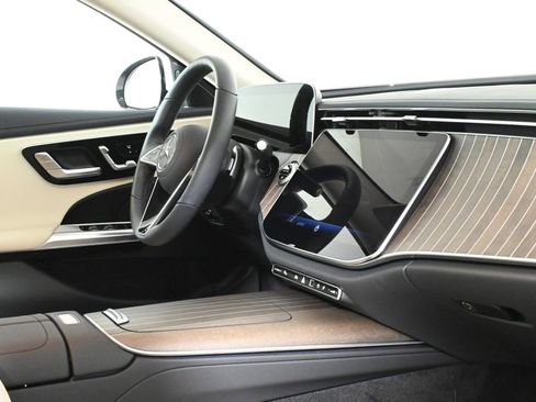 Certified 2026 Mercedes-Benz E 350 4MATIC Sedan image 31