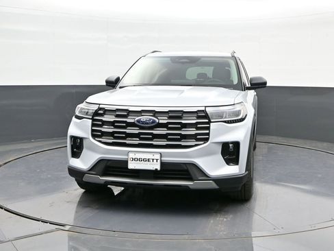 New 2025 Ford Explorer Active w/ Active Comfort Package image 28