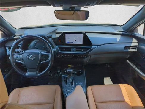 Used 2023 Lexus UX 250h FWD w/ Accessory Package (Z2) image 17