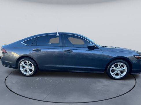 Used 2023 Honda Accord LX image 10