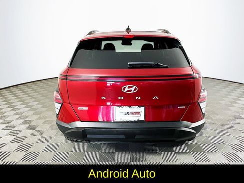 Used 2024 Hyundai Kona SEL AWD/4WD image 9