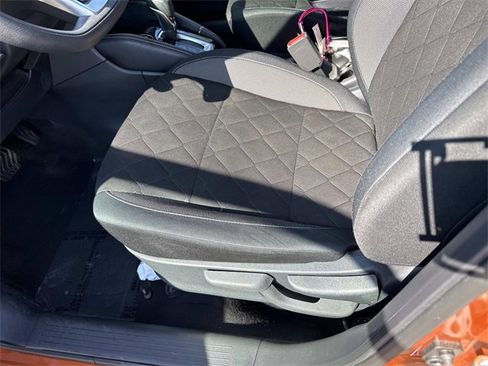 Used 2020 Nissan Kicks SV image 15