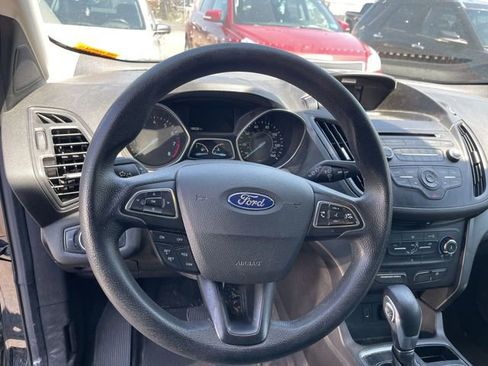 Used 2017 Ford Escape S FWD image 6