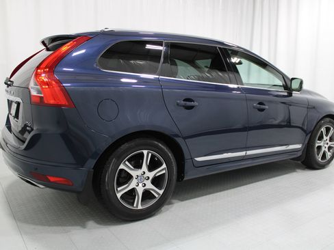 Used 2015 Volvo XC60 T6 Platinum AWD/4WD image 6