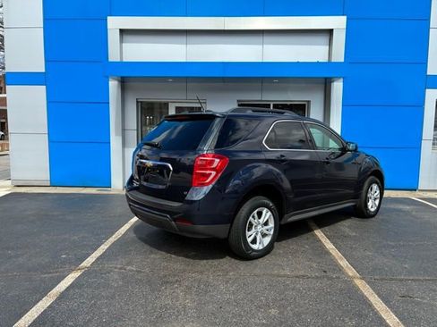 Used 2017 Chevrolet Equinox LT w/ Convenience Package image 5