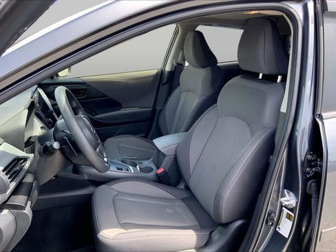 Used 2025 Subaru Crosstrek 2.0i Premium AWD/4WD image 8