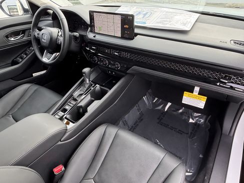 Used 2026 Honda Accord Touring image 8