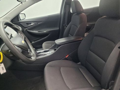 Used 2025 Chevrolet Malibu LT image 17