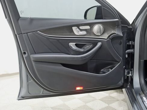 Used 2022 Mercedes-Benz E 53 AMG 4MATIC Sedan image 39