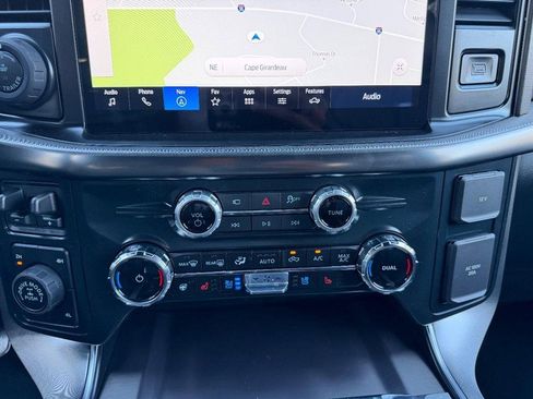 New 2025 Ford F150 Platinum image 15