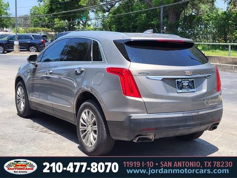 Used 2017 Cadillac XT5 Luxury w/ Driver Awareness Package FWD image 3