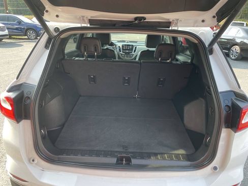 Used 2018 Chevrolet Equinox Premier FWD image 6